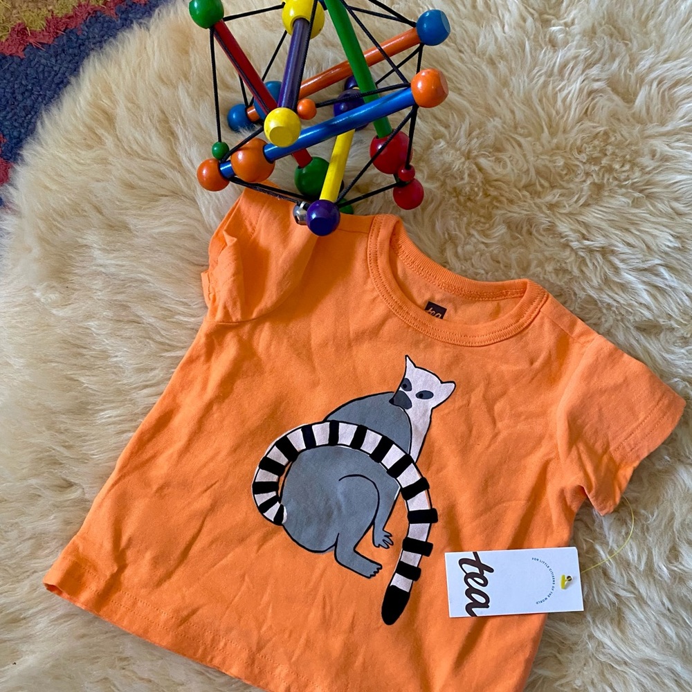 Tea ☕️ Lemur Baby Graphic Tee